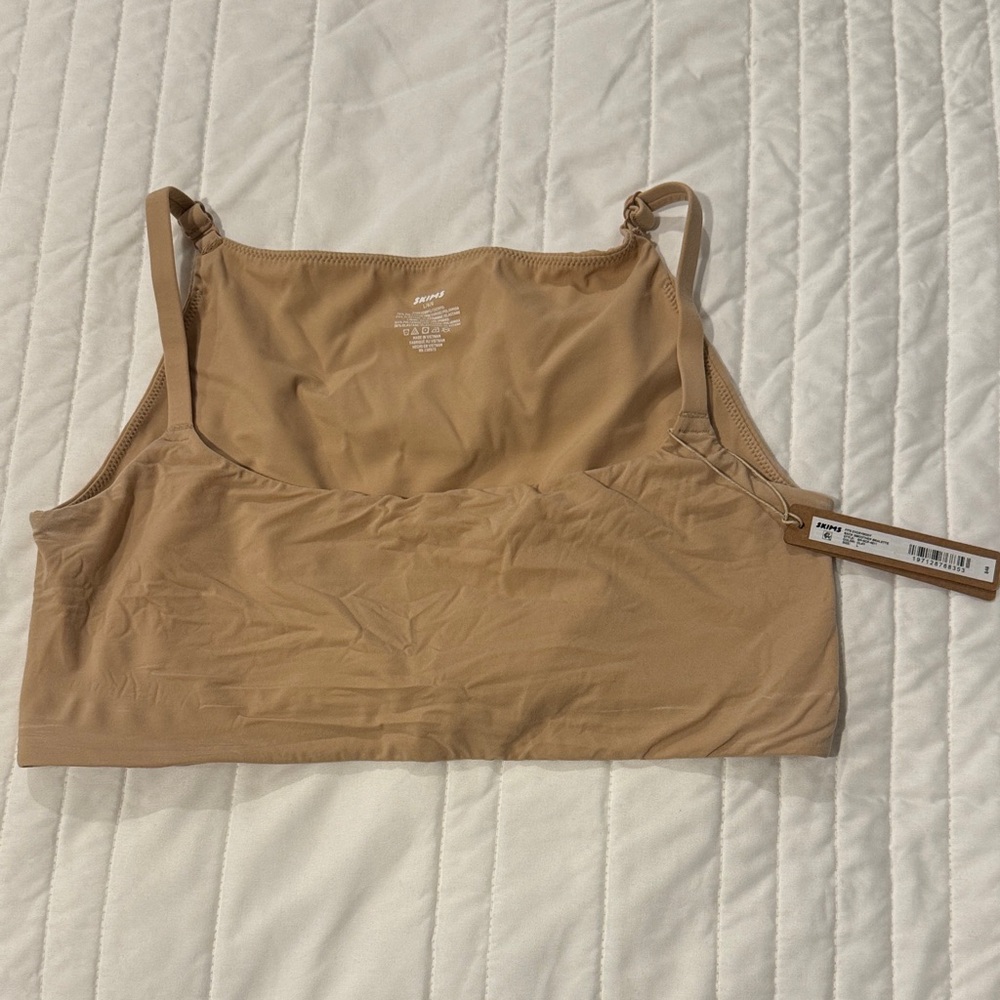 NWT SKIMS Fits Everybody Back Smoother Bralette in Clay